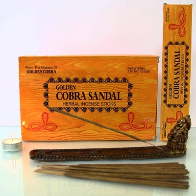 Благовония Золотая Кобра Сандал (NS Golden Cobra Sandal) New India Perfumery Works, 50 г
